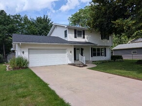 Building Photo - 1311 Whittier Dr