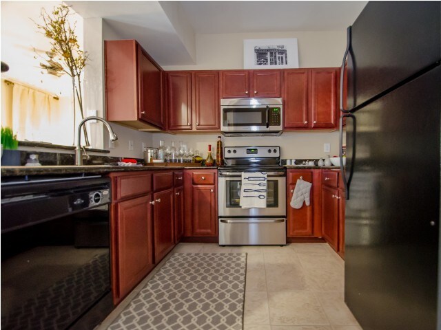 Advenir At Woodbridge Reserve Apartments Sugar Land Tx Apartments Com