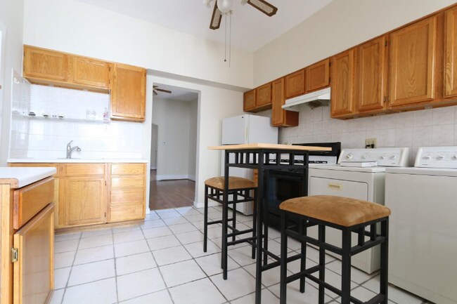 Foto del edificio - 3133 S Parnell Ave