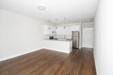 Primary Photo - 2200 Leavenworth St