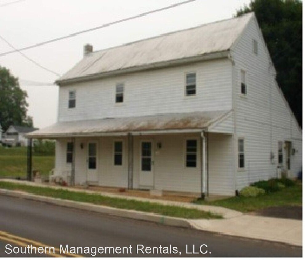 Primary Photo - 2 br, 1 bath House - 214 South Main Street