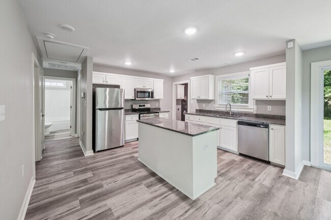 Foto del edificio - Charming 3BR House in Little Rock
