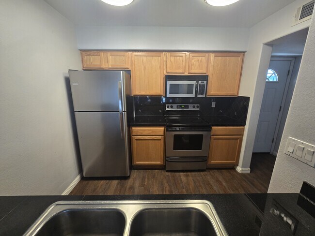 Foto del edificio - 3314 N 68th St