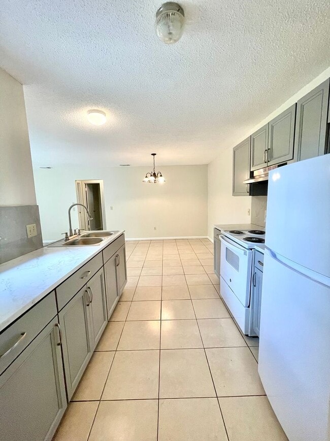 Foto del edificio - 402 S 14th St