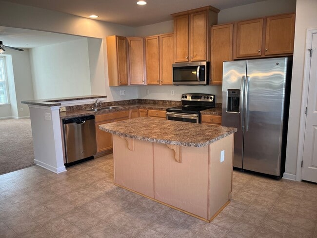 Building Photo - 1253 Elderslie Ln