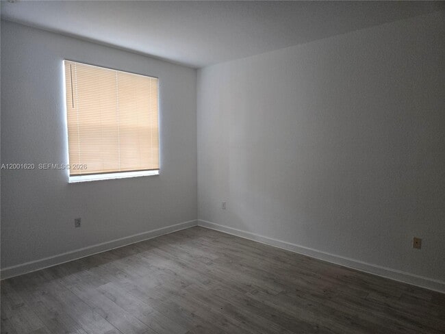 Foto del edificio - 2731 SE 17th Ave