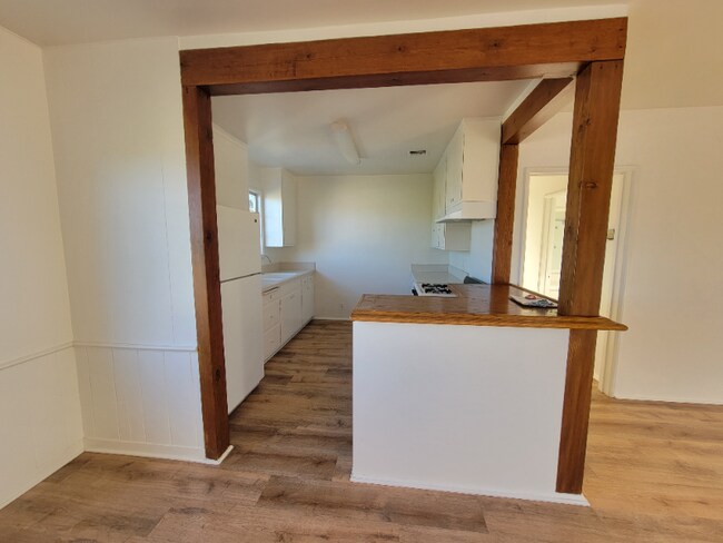 Building Photo - 7258 Allott Ave