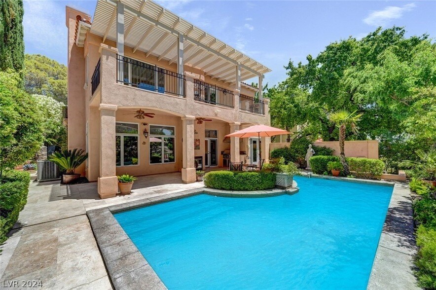 Foto principal - 9005 Opus Drive