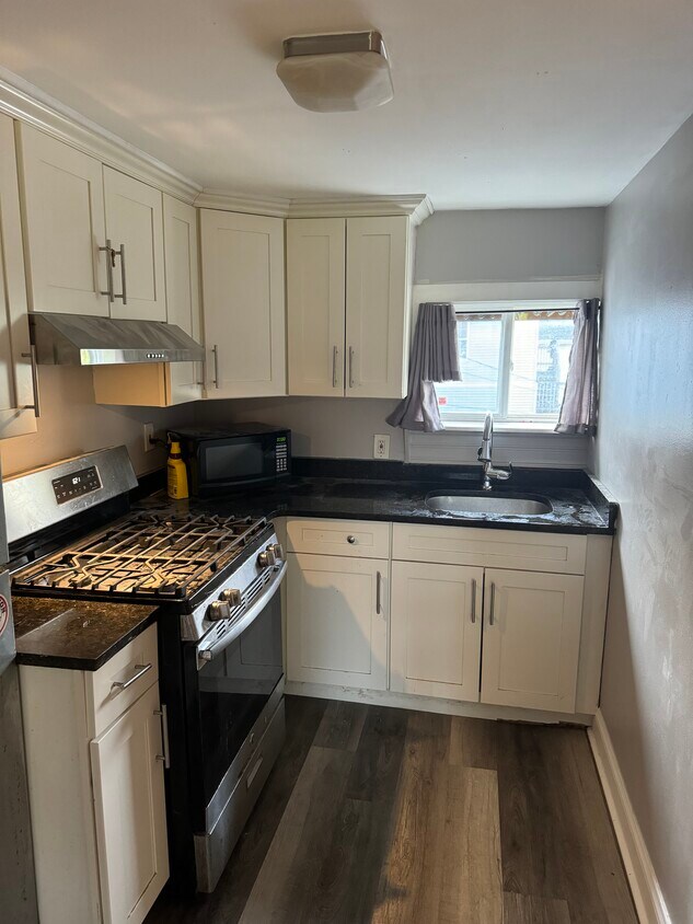 Foto principal - 27 Cottage St