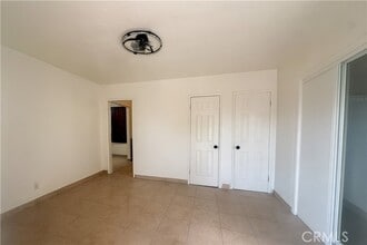 Building Photo - 113 W 97th St