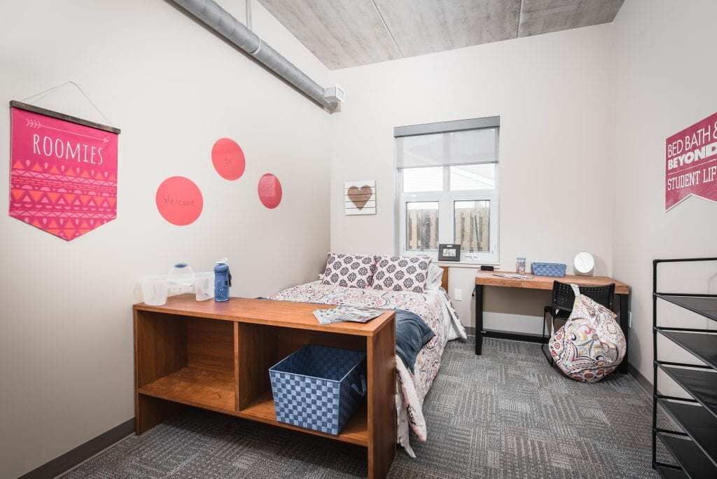 Primary Photo - Regent Student Living