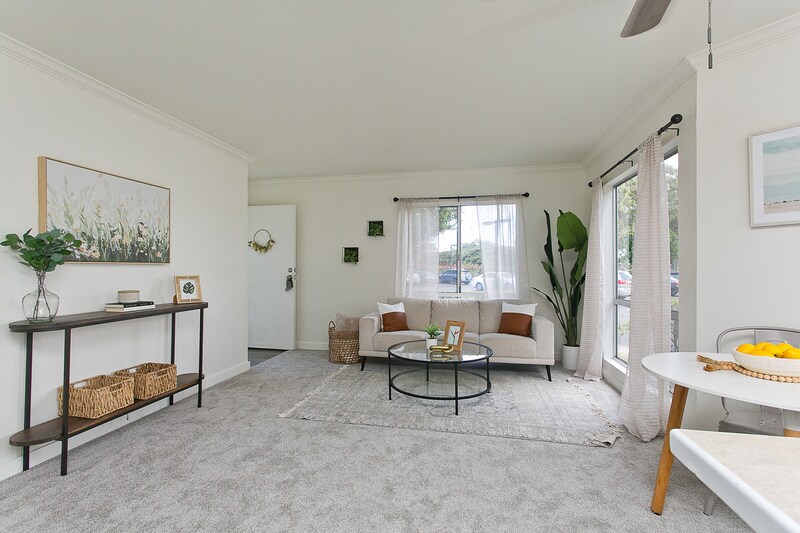 Primary Photo - 94-719-725 Meheula Pkwy