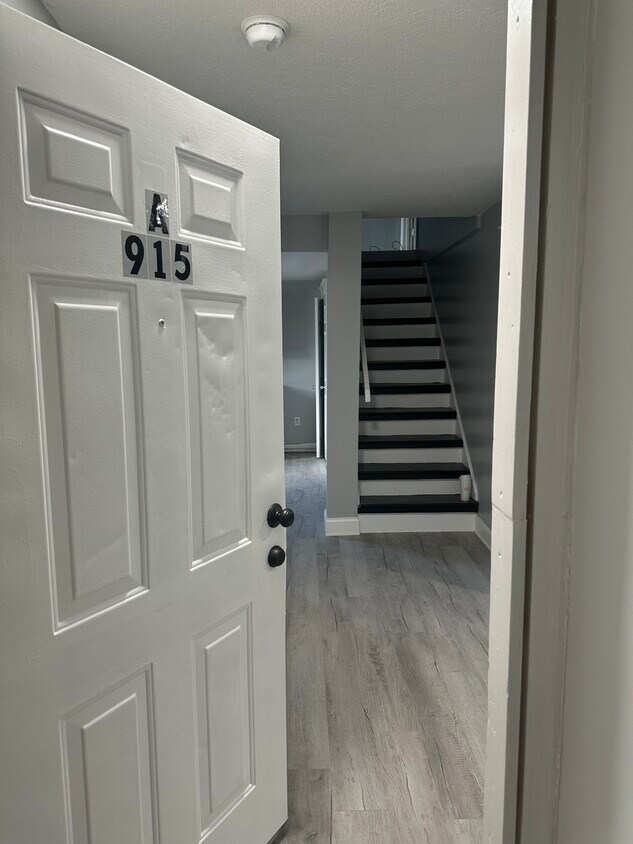 Foto principal - 915 N Royal Ave