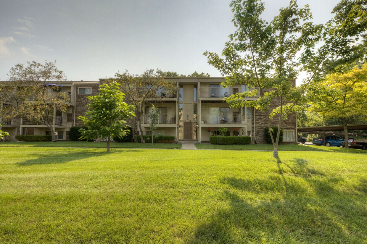 Brookdale Apartments Apartments in South Lyon, MI