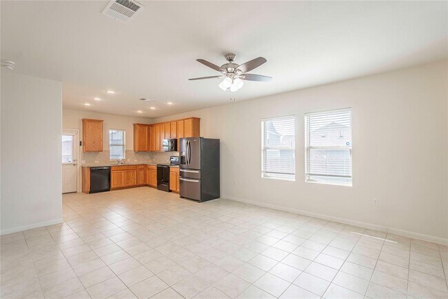 Foto del edificio - 13007 Carswell St