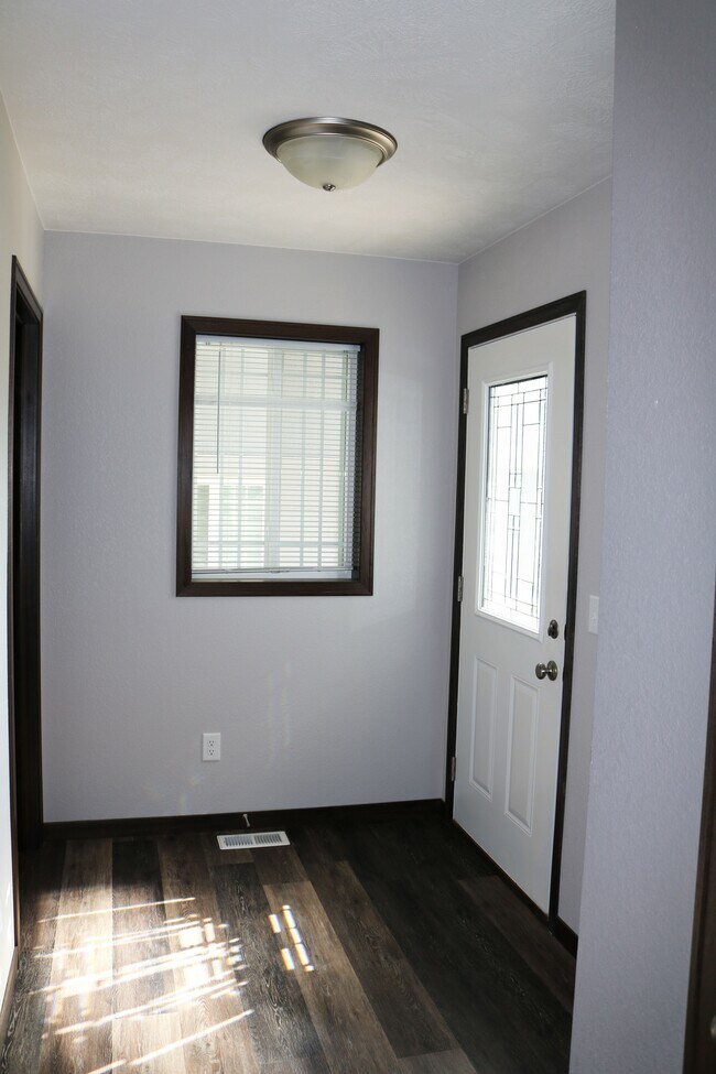 Building Photo - 3518 S Outfield Cir