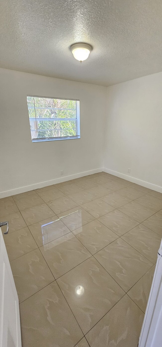 Foto del edificio - 110 SE 2nd St