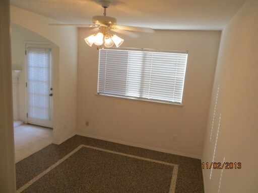 Building Photo - 152 Crown Ln