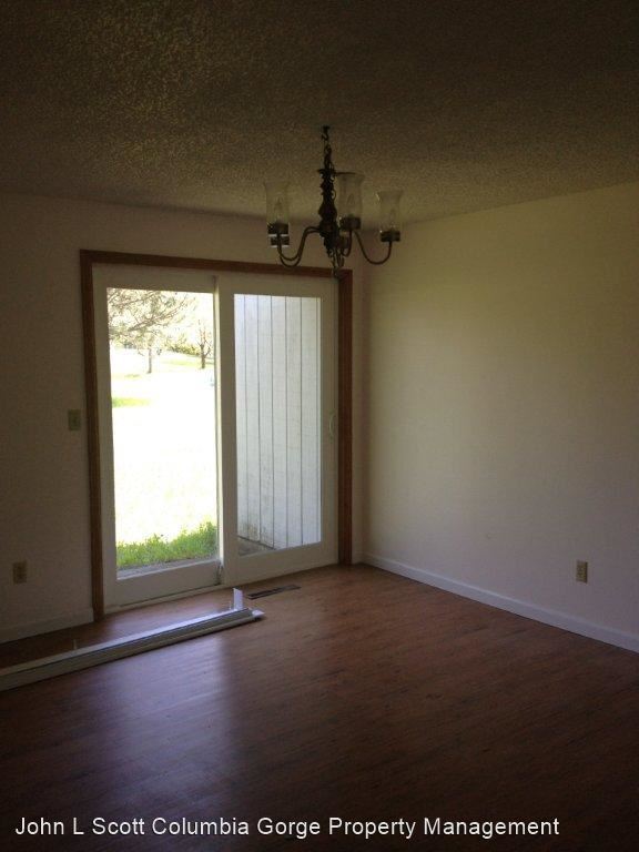 Building Photo - 3 br, 2 bath House - 717 Chinook - 1