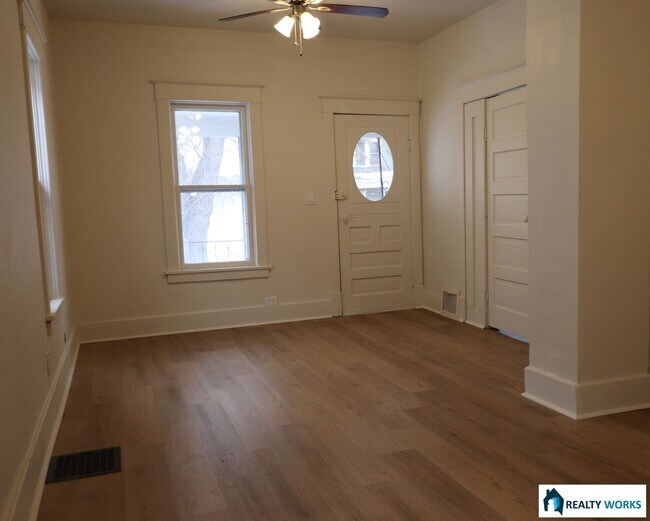 Foto del edificio - Updated 3 (+2) bed house!