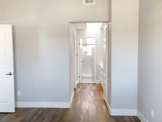 Master Bed - 1755 California Dr