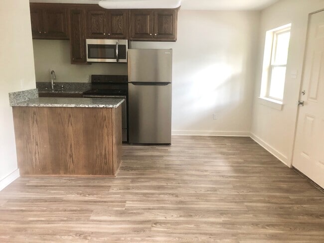 Building Photo - 45484 Sciara Ln