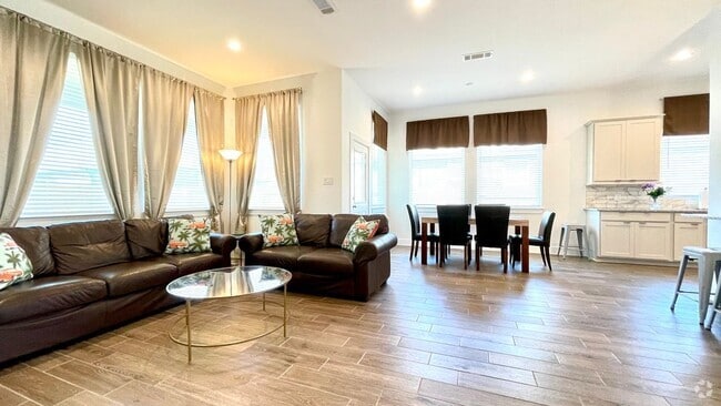 Building Photo - 4516 Bartagrass Dr