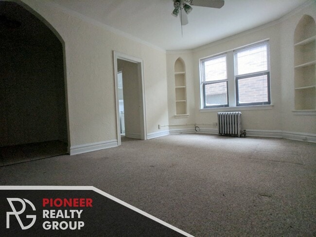 Foto del edificio - 4831 N Damen Ave