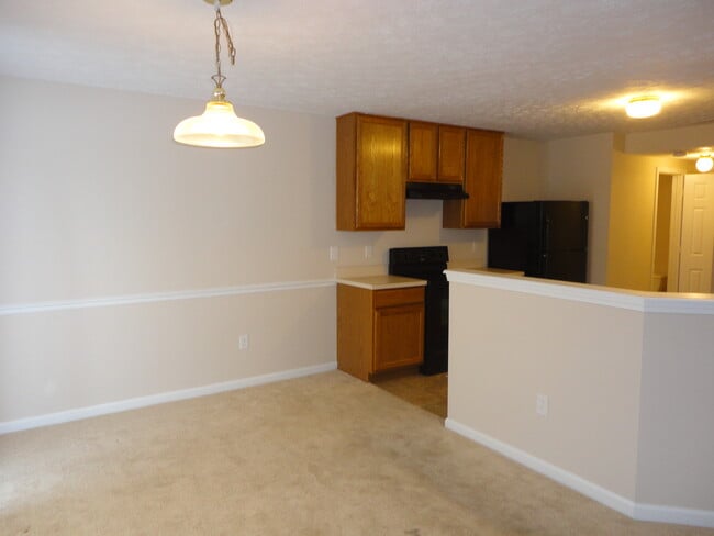 Foto del edificio - 2820 Dawnlake Dr