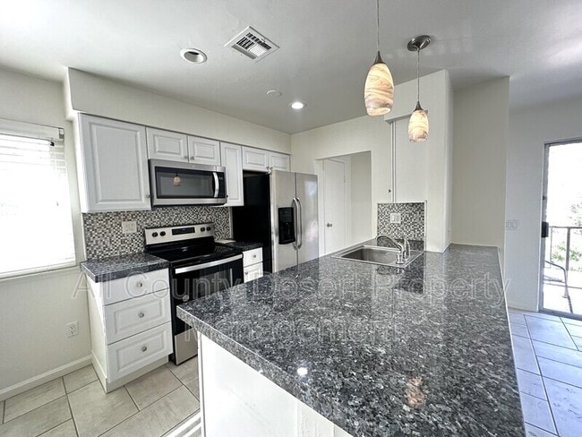 Foto del edificio - 72714 Willow St