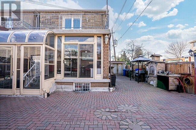 Building Photo - 641 Caledonia Rd