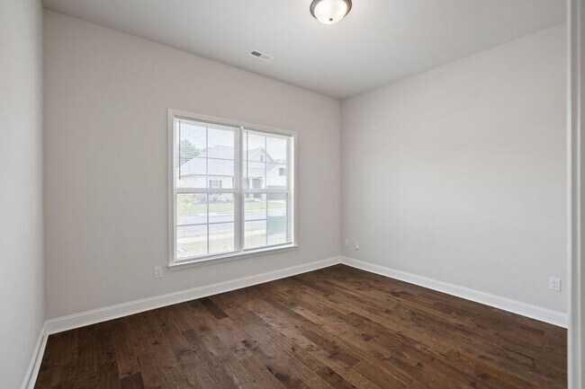Foto del edificio - 9023 Mountain Preserve Blvd