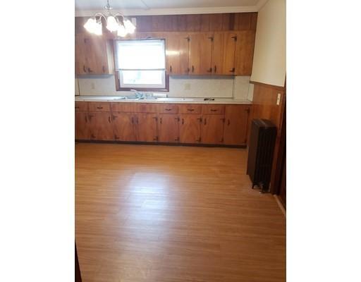 Building Photo - 2 bedroom in Whitman MA 02382