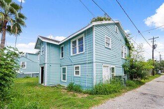 Building Photo - 1415 Church St