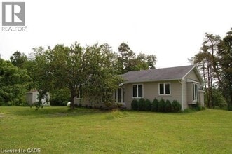 Building Photo - 1387 Milburough Town Line