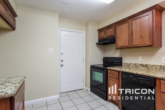 Foto del edificio - 10111 Enchanted Stone Dr