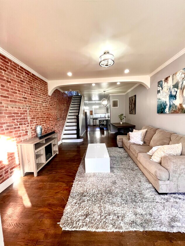 Foto principal - 133 N Linwood Ave