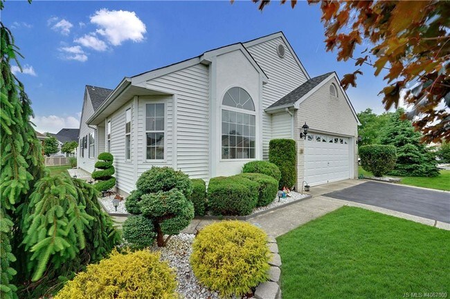 Building Photo - 11 Winterton Dr