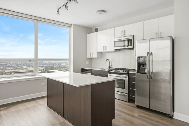 Foto del edificio - 761 W Adams St