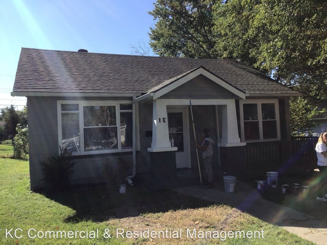 Primary Photo - 3 br, 1 bath House - 1 East Brown Street