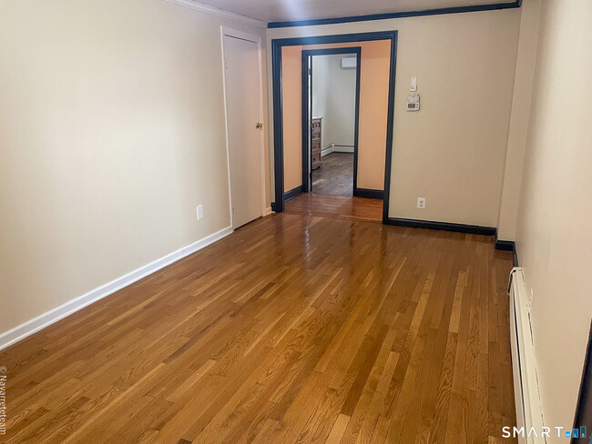 Foto del edificio - 155 Bouton St