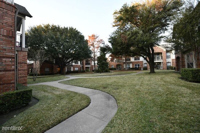 Foto del edificio - 2425 Preston Rd