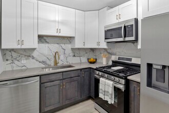 Ensemble Kitchen - Cadence of Newport