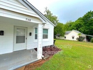 Building Photo - 714 S Franklin St