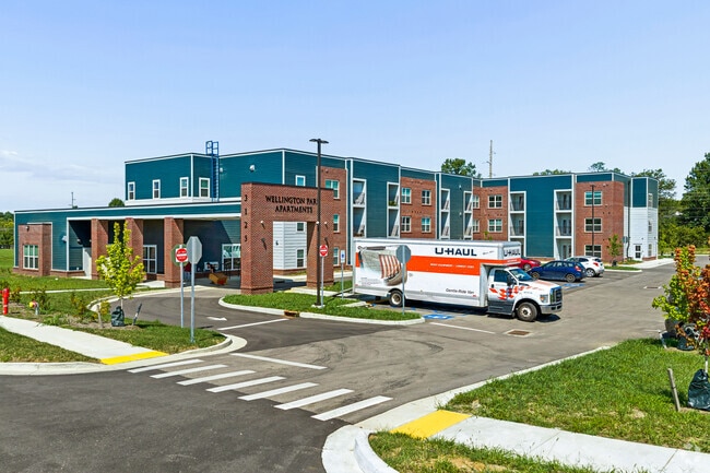 Building Photo - Wellington Park Apartments