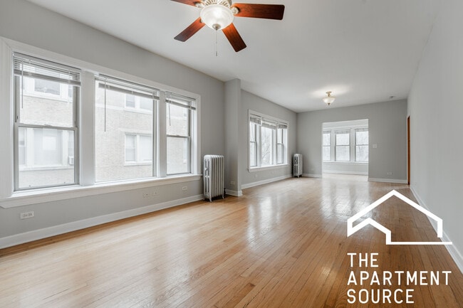 Building Photo - 1952 W Leland Ave