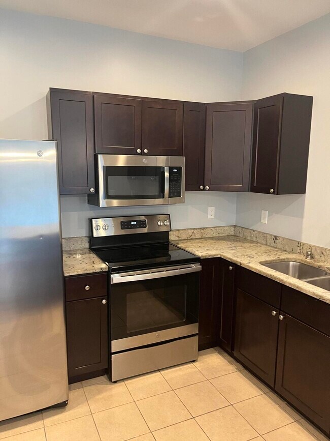 Foto del edificio - 2588 Kearney Ridge Boulevard