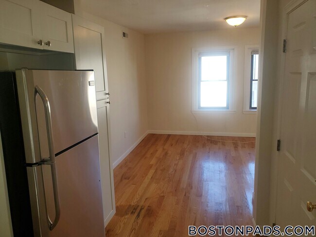 Foto del edificio - 914 Dorchester Ave