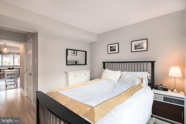 Foto del edificio - 1245 13th St NW