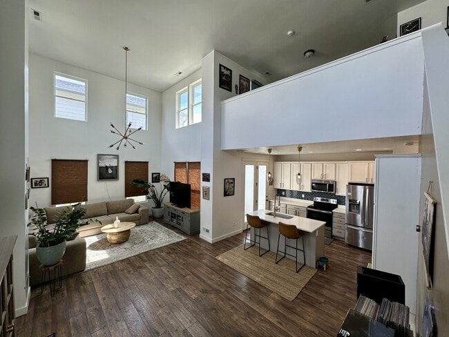 Building Photo - 5277 Big Sur Dr